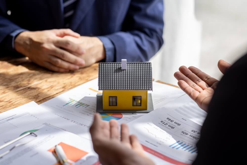 what to ask la airbnb property manager