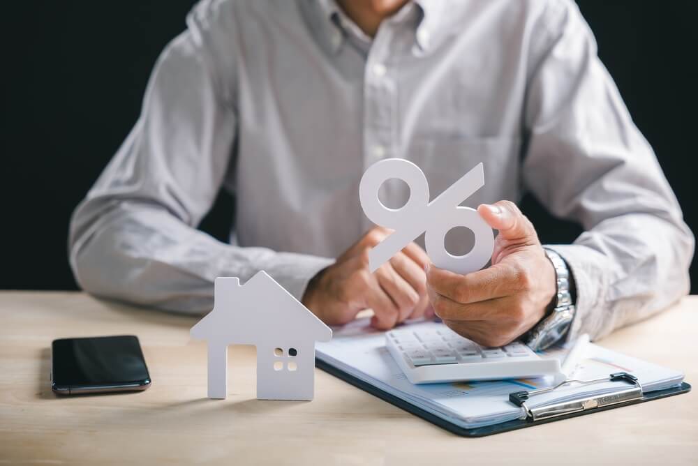 airbnb property management fees in los angeles