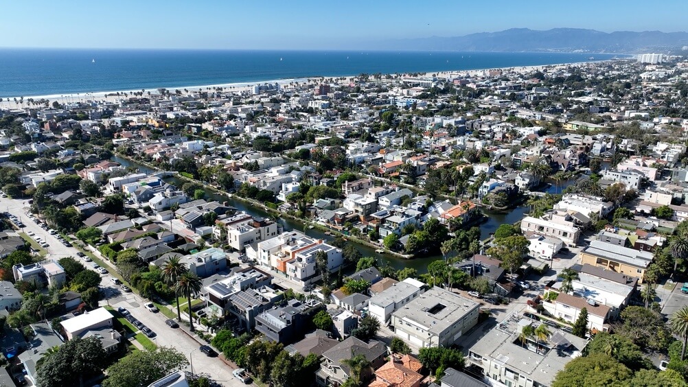 local airbnb property managers in los angeles